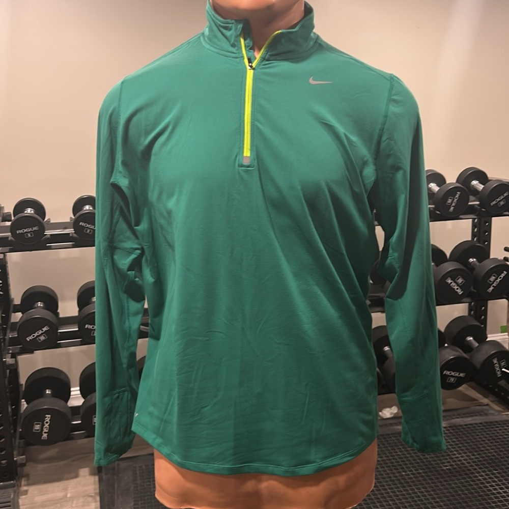 Nike running dry fit extra large men’s pullover with zipper